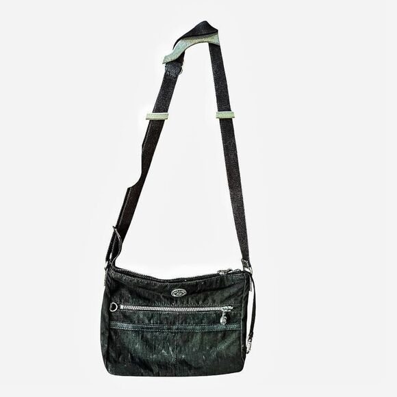 Kipling Black Nylon Crossbody Quiet Luxury Capsule Bag EUC - Picture 1 of 9